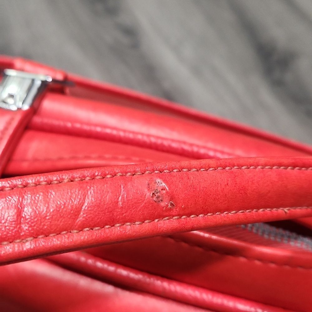 Vintage Tomato Red American Tourister Travel Bag - Picture 11 of 11